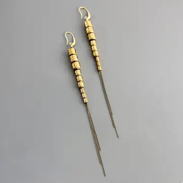 Such A Catch Hematite Brass Chain Earring