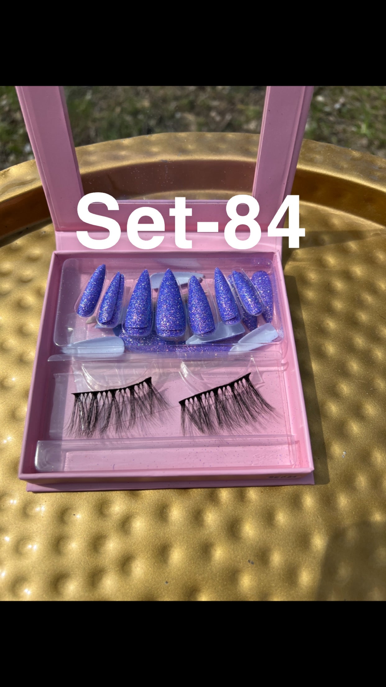 Lashes 'N' Nails Bundle Kit