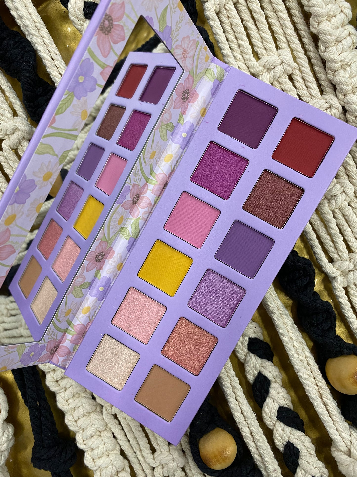 Rebel Gypsy Daisy Dukes Premium Shadow Palette