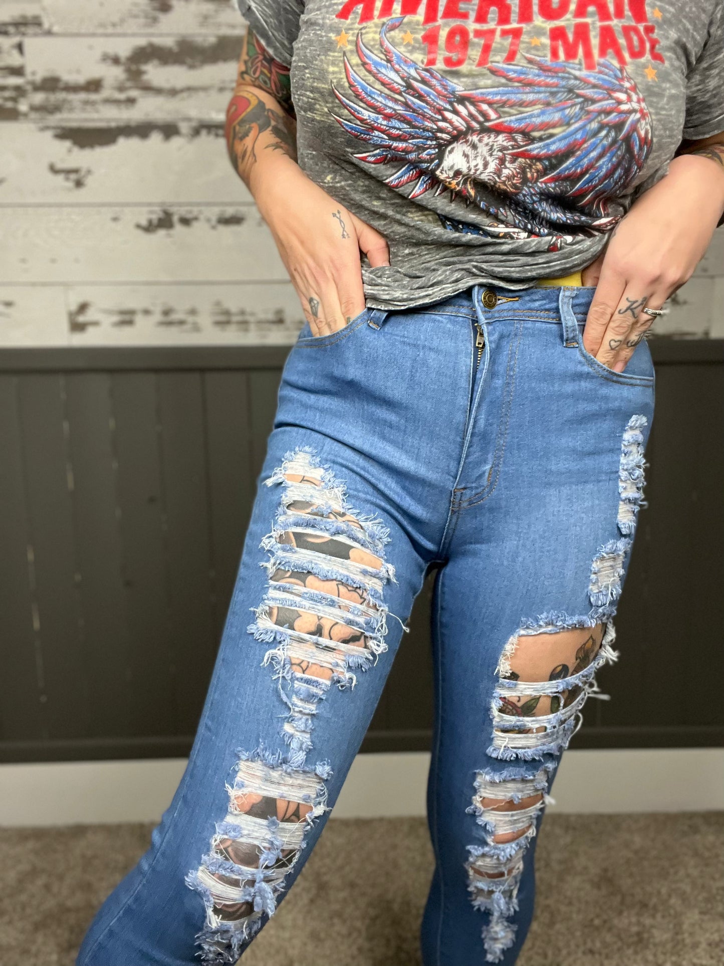 Give Good Love Distressed Ankle Jeans (S-2XL)