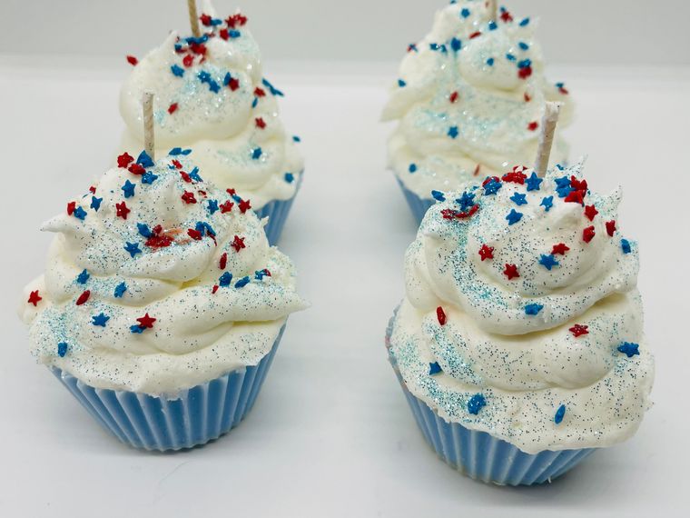 Blueberry Yum Yum Cupcake Candle