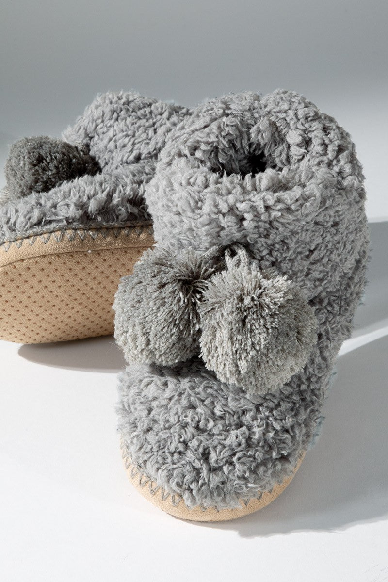 Keep Me Warm Faux Fur Slippers (Multiple Color Options)