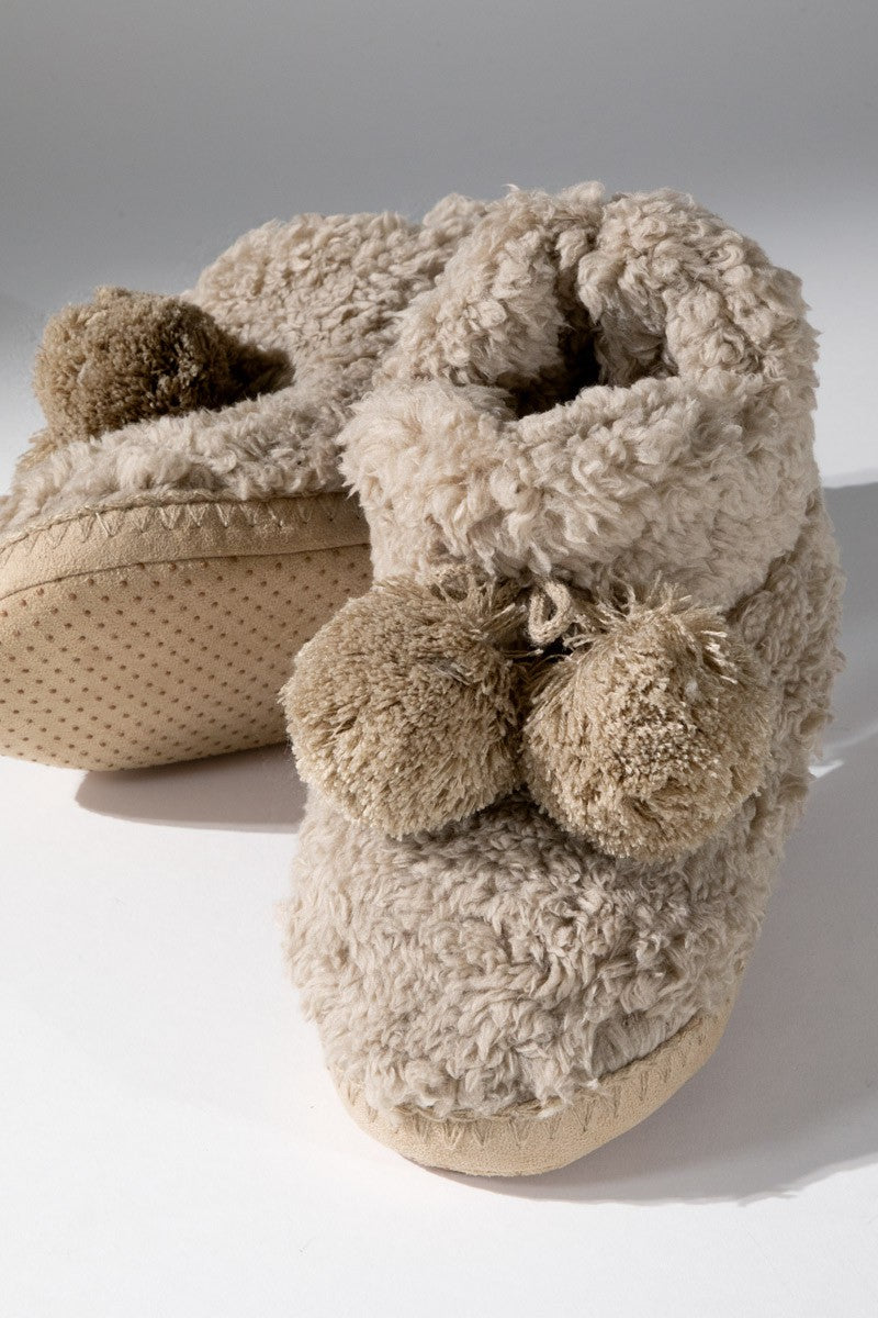 Keep Me Warm Faux Fur Slippers (Multiple Color Options)