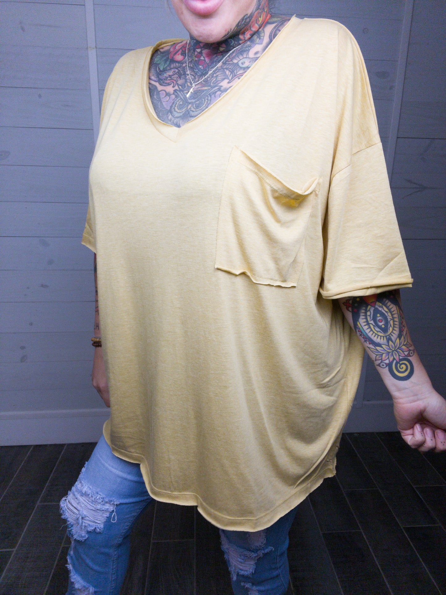 Creole Crocodile Oversized Curvy Boyfriend Tee