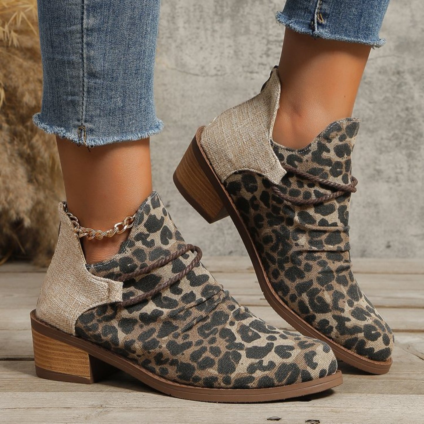 Howl At The Moon Contrast Canvas Low Heel Boots