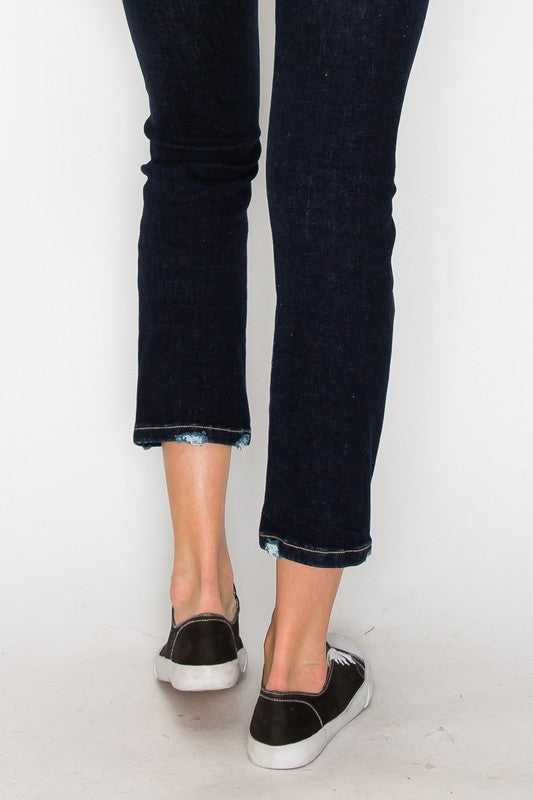 CURVY - ARTEMIS - HIGH RISE SKINNY STRAIGHT JEANS - BP