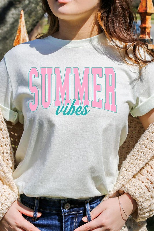 It's Giving Summer Vibes  Graphic T Shirts (Multiple Colors) - BP