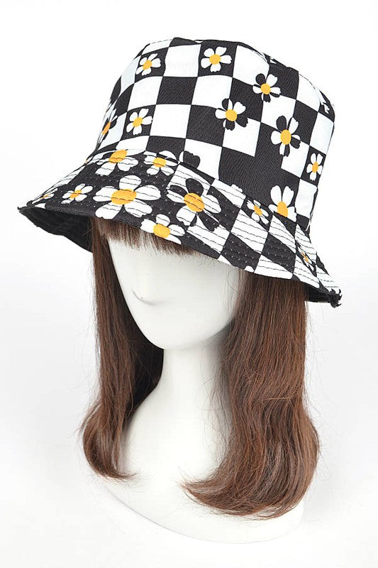 90's Baby Checker Board Daisy Print Bucket Hat