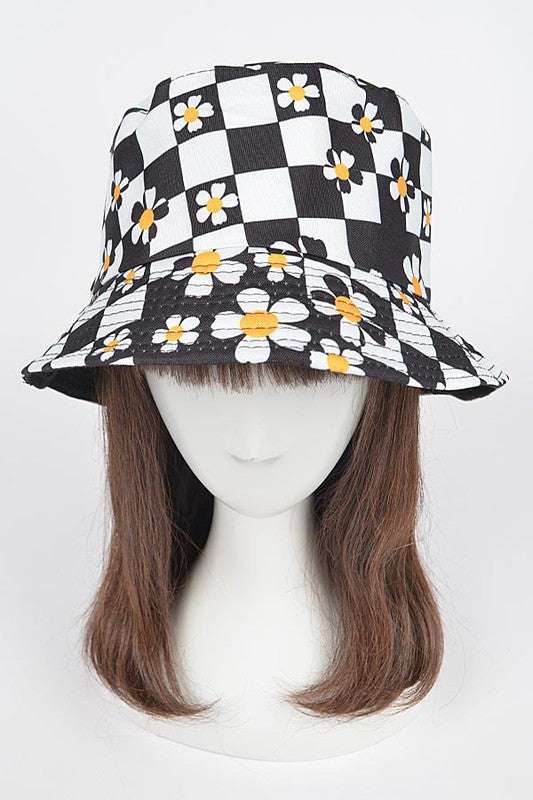 90's Baby Checker Board Daisy Print Bucket Hat