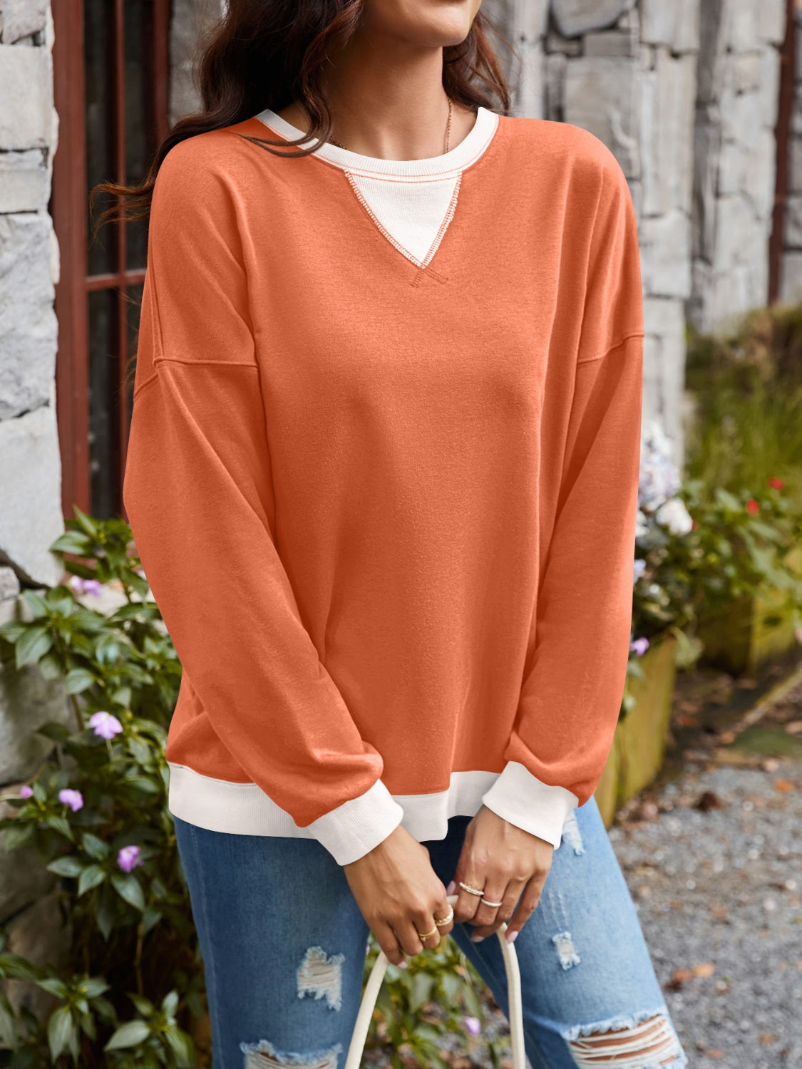 Contrast Round Neck Long Sleeve Sweatshirt