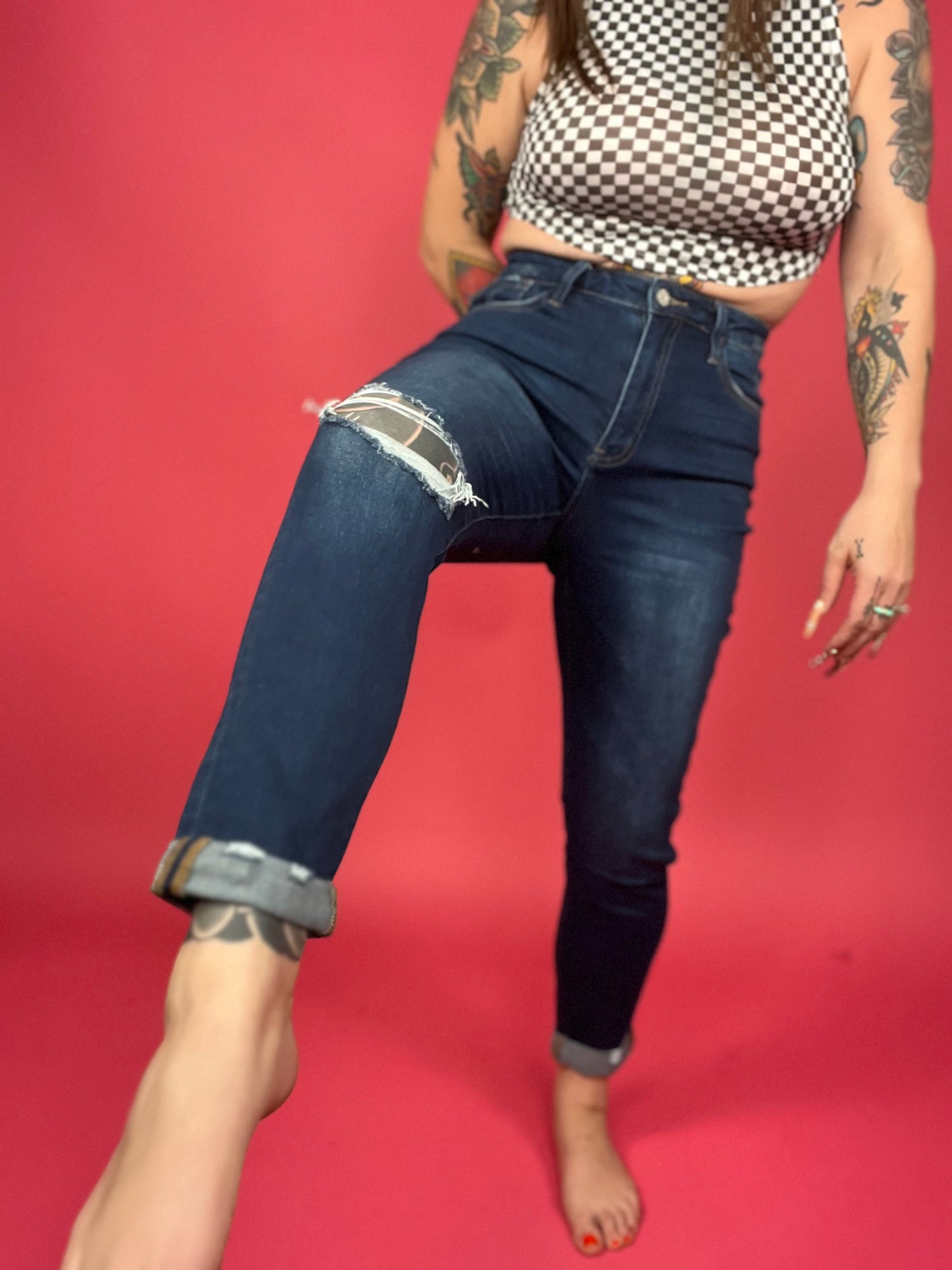 VERVET - Distressed Roll Up Stretch Mom Jeans - BP