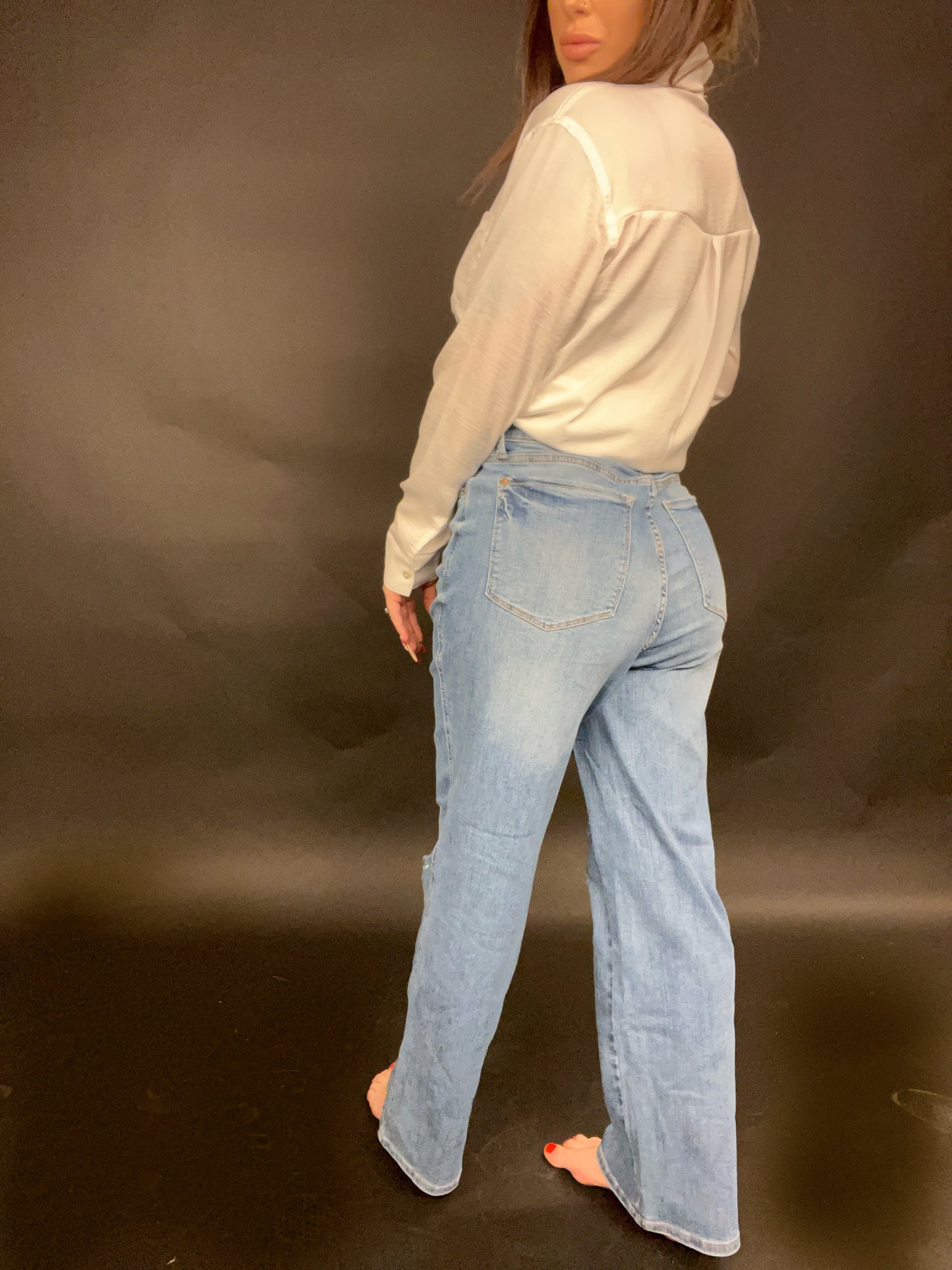 CURVY- Just Like A Mom Judy Blue Jeans