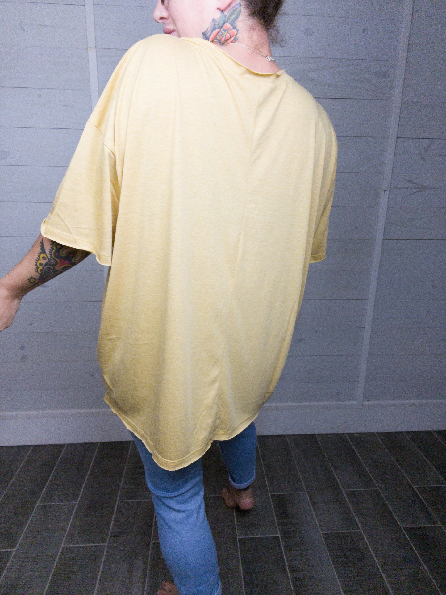 Creole Crocodile Oversized Curvy Boyfriend Tee