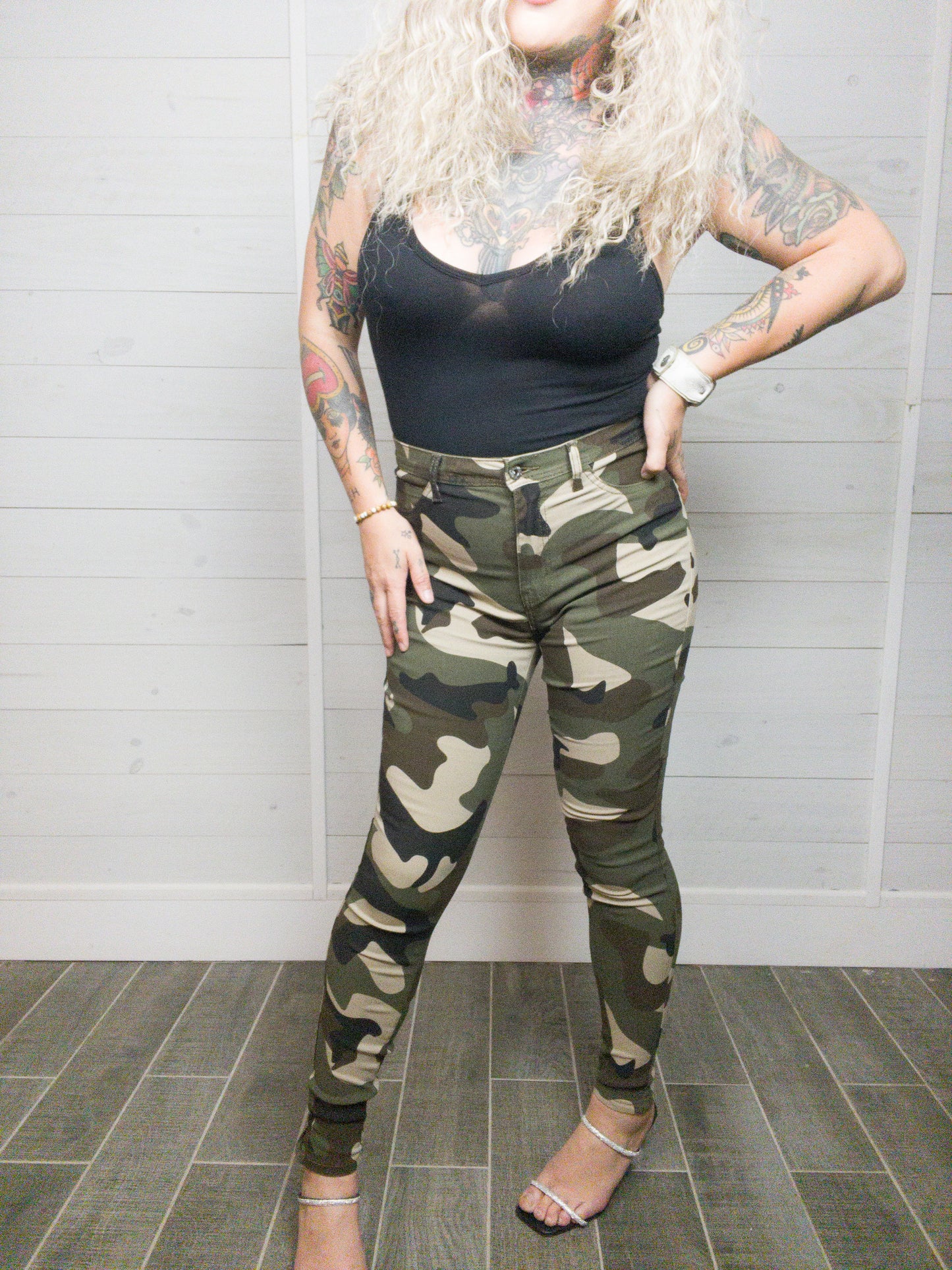 Out Of Sight Camo Highwaisted Skinny Jeans (NEW COLOR)