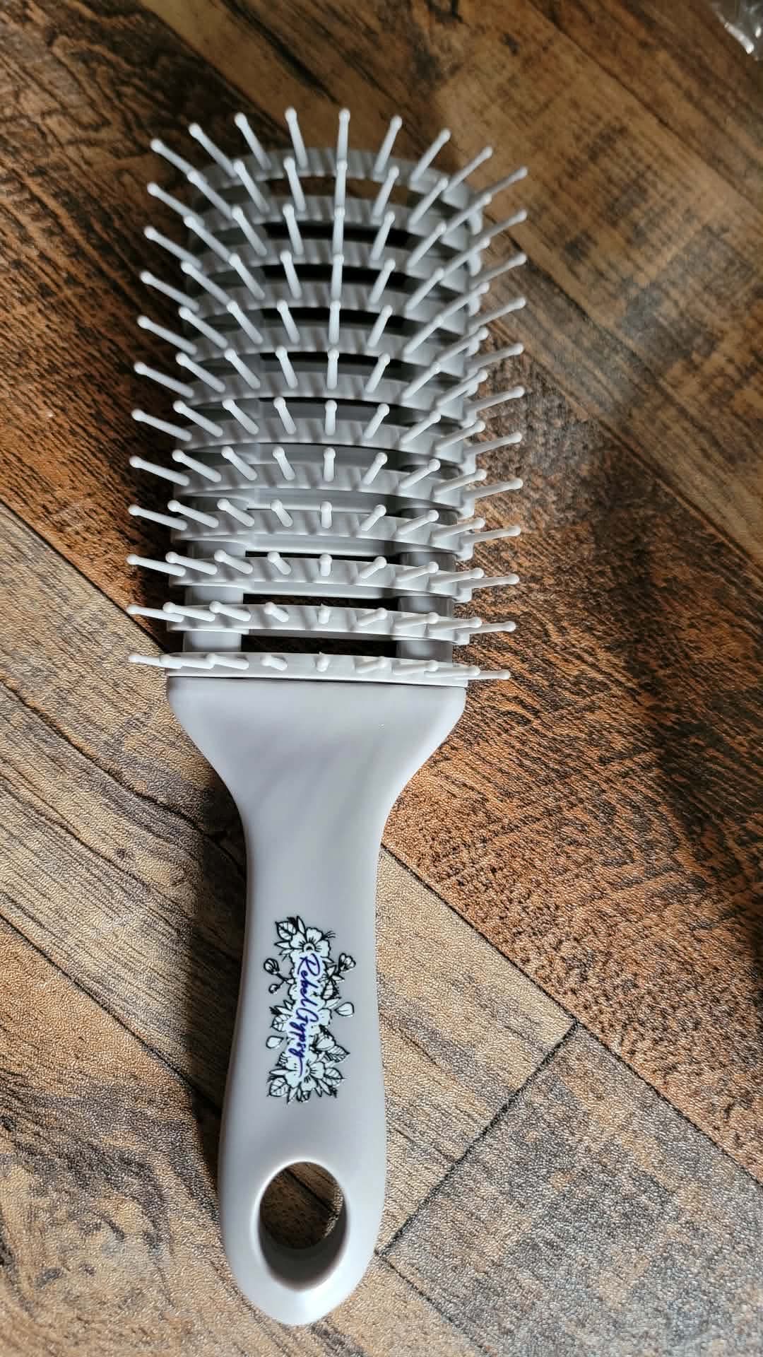 Grey Dual-Flex Vented Detangler