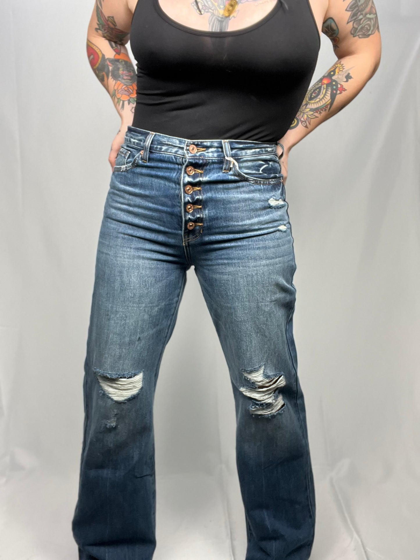 Evangeline Ultra High Rise 90's Flare Kan Can Jeans