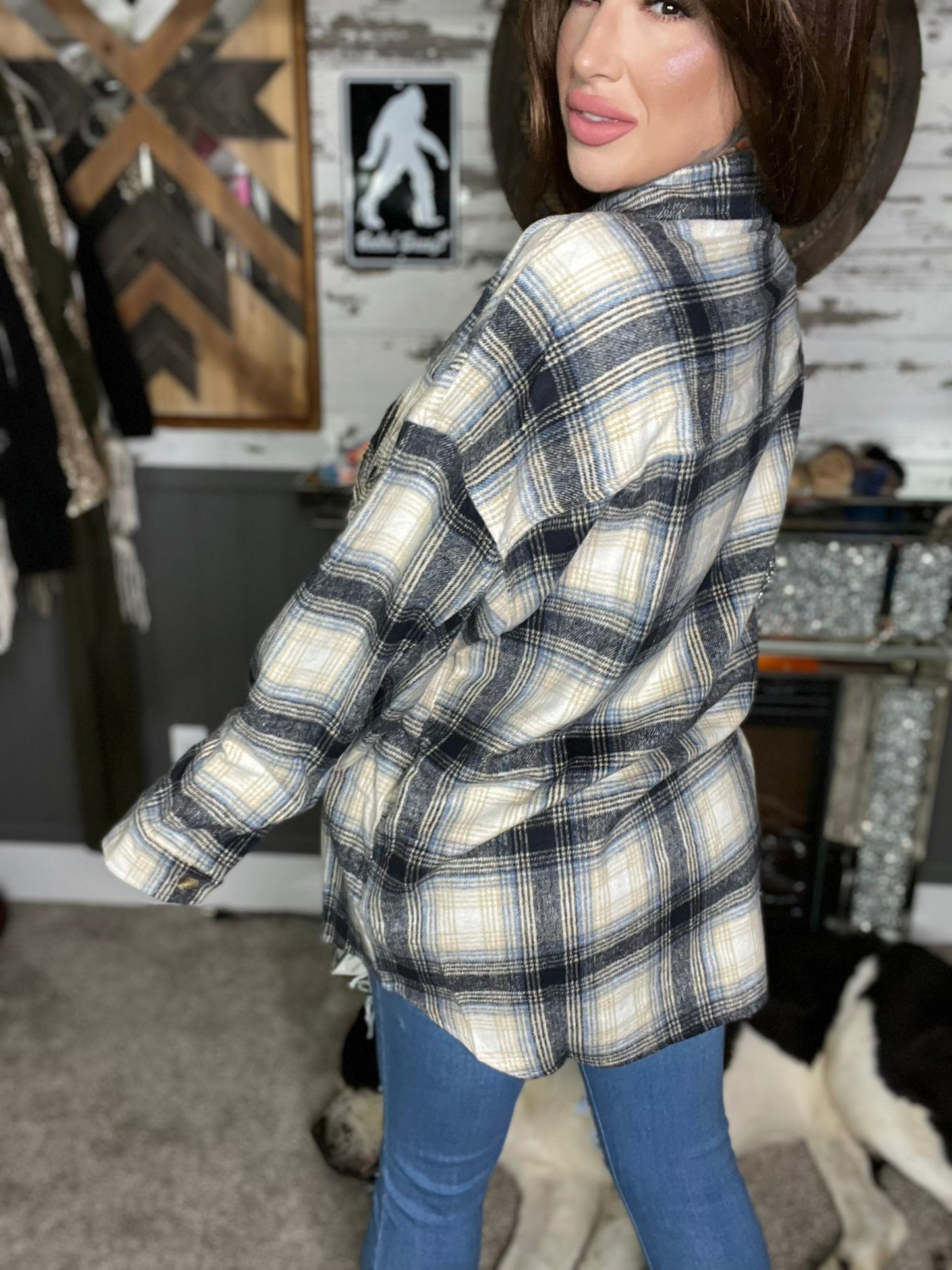 Catch Your Gaze Curvy Plaid Shacket