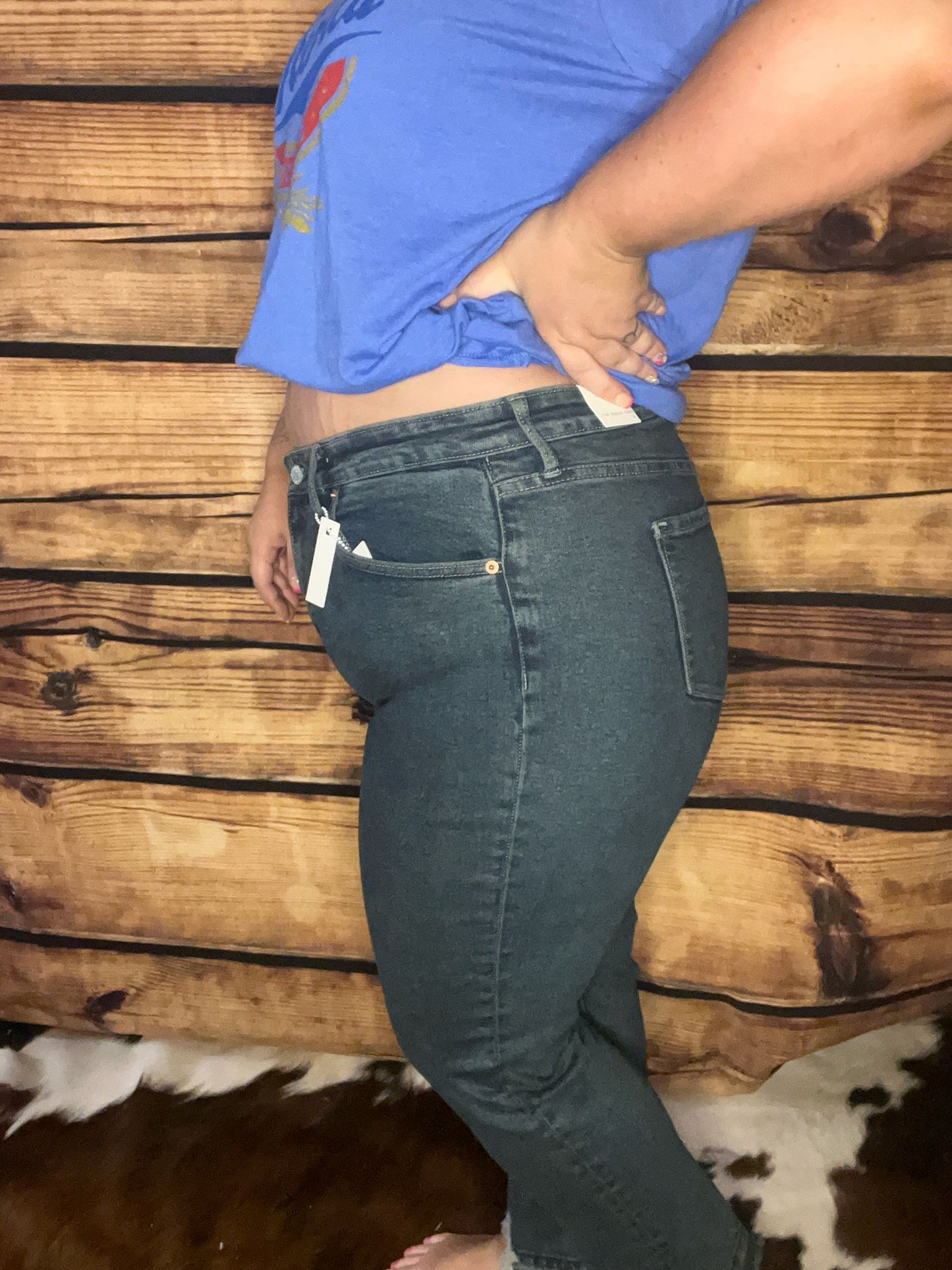 CURVY - ARTEMIS - HIGH RISE STRETCH STRAIGHT JEANS - BP