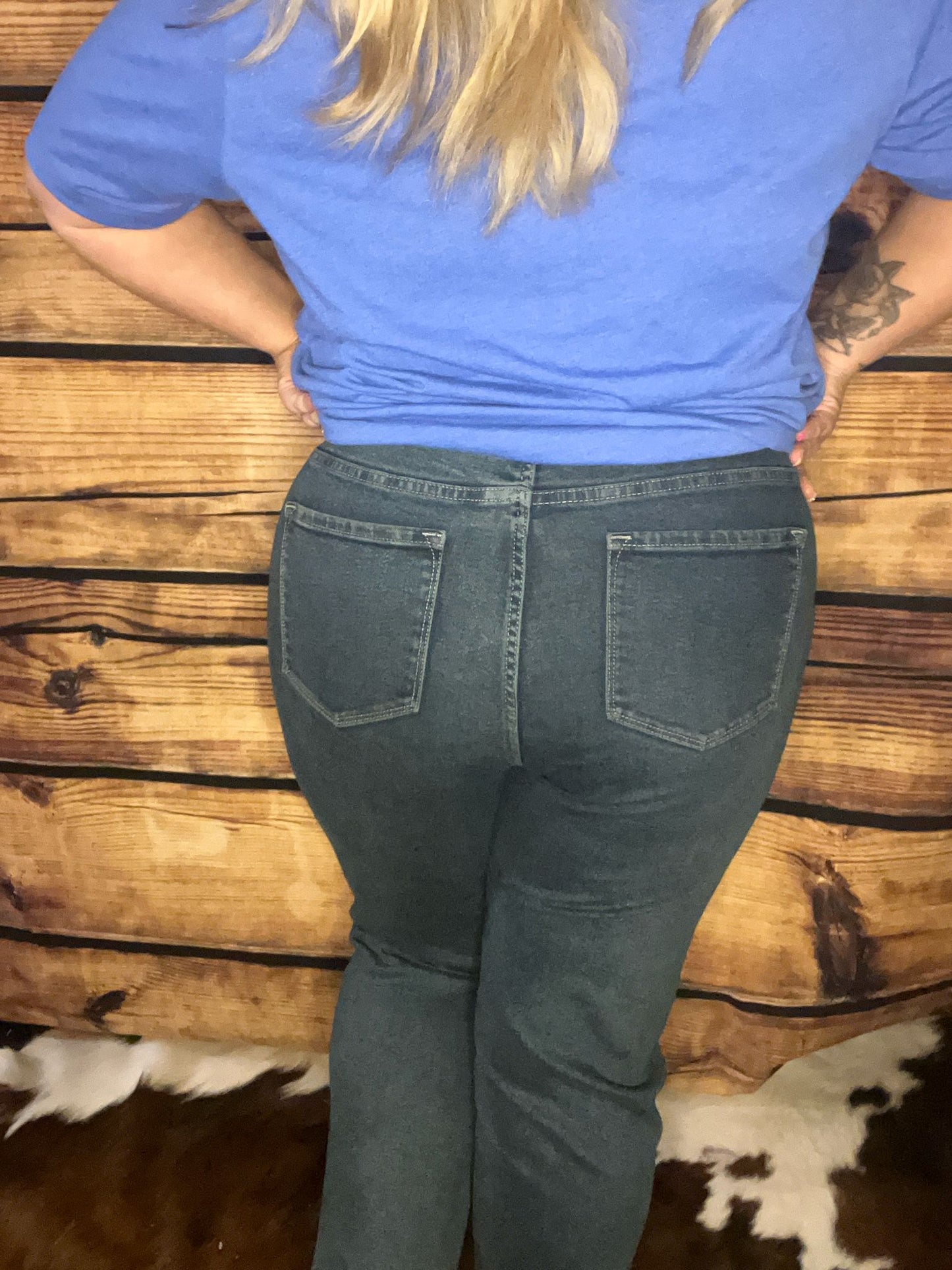 CURVY - ARTEMIS - HIGH RISE STRETCH STRAIGHT JEANS - BP