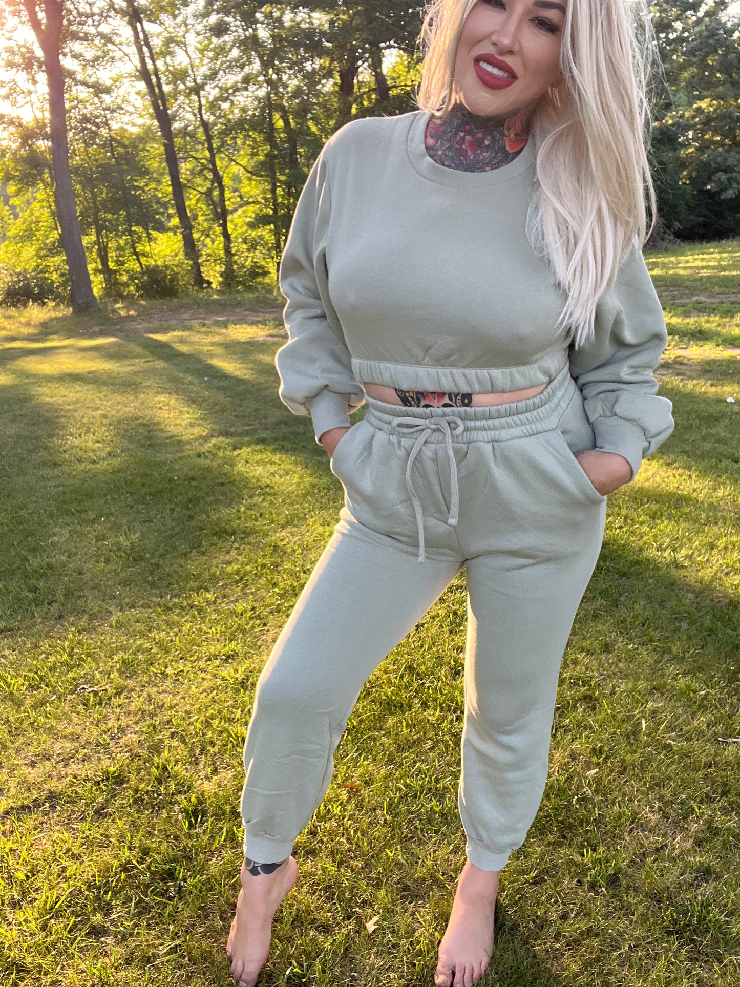 Match My Vibe Cropped Pullover and Jogger Set