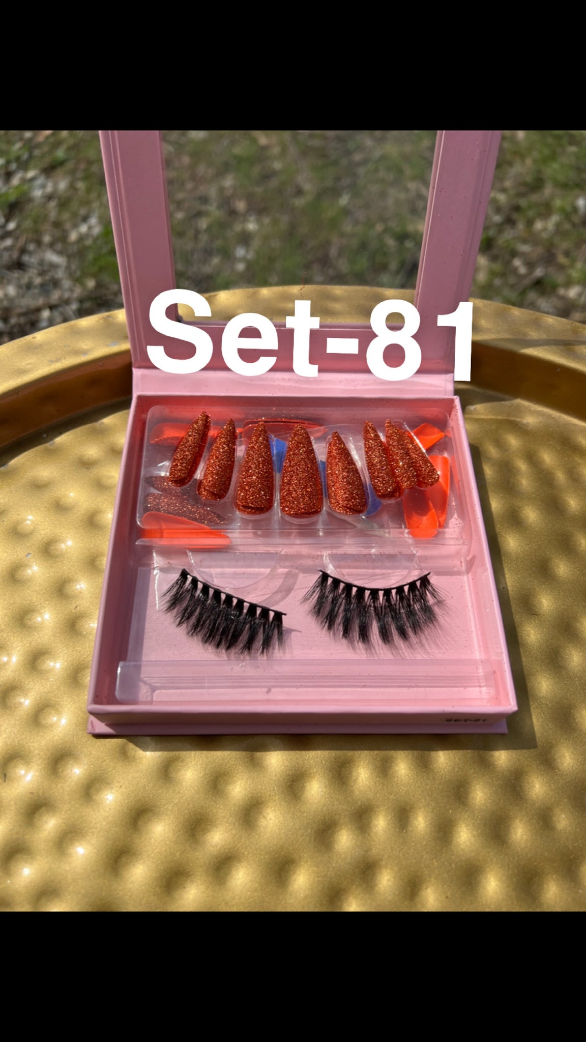 Lashes 'N' Nails Bundle Kit