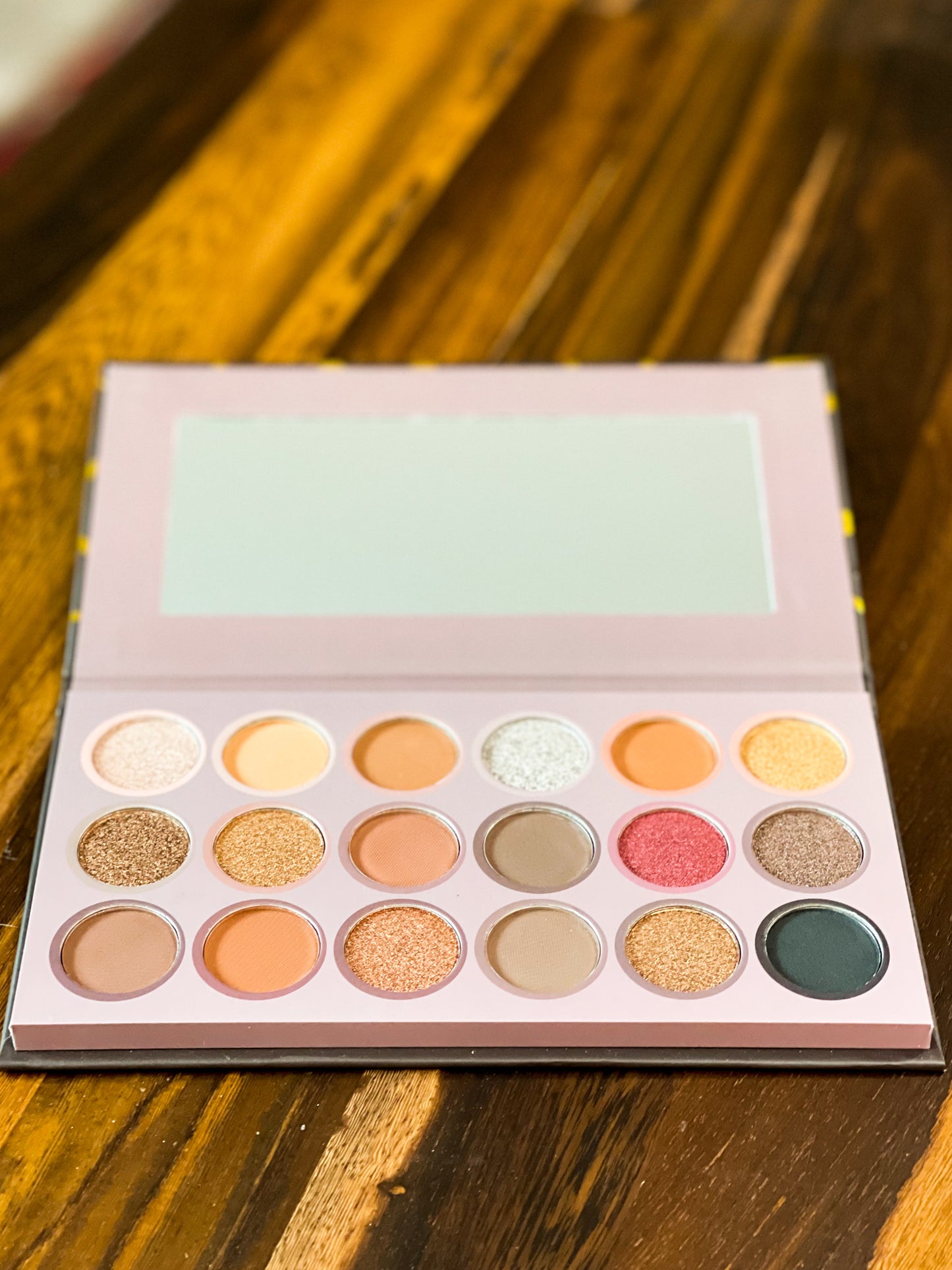 Naked In Naples Eye Shadow Palette