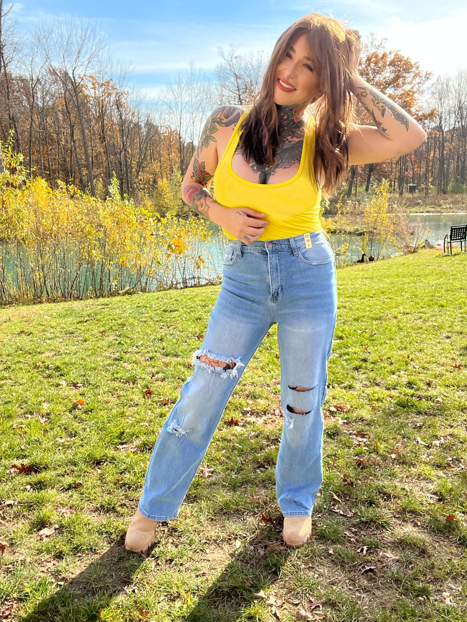 Cuttin' It Close High Waisted Distressed (Vibrant M.i.U) Jeans