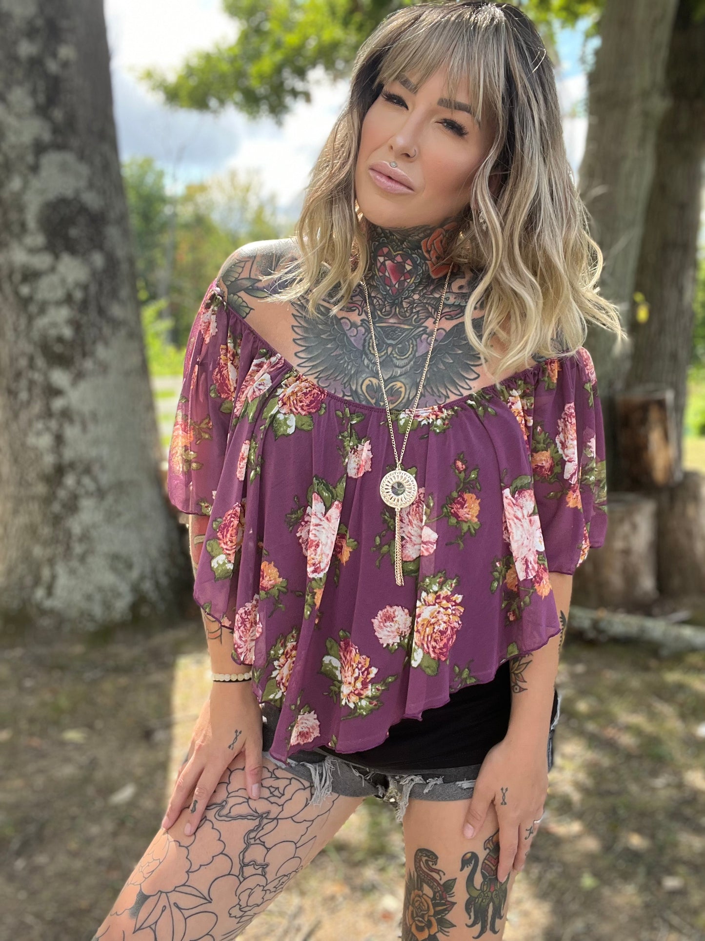Love Me Floral Curvy Asymmetrical Top With Necklace