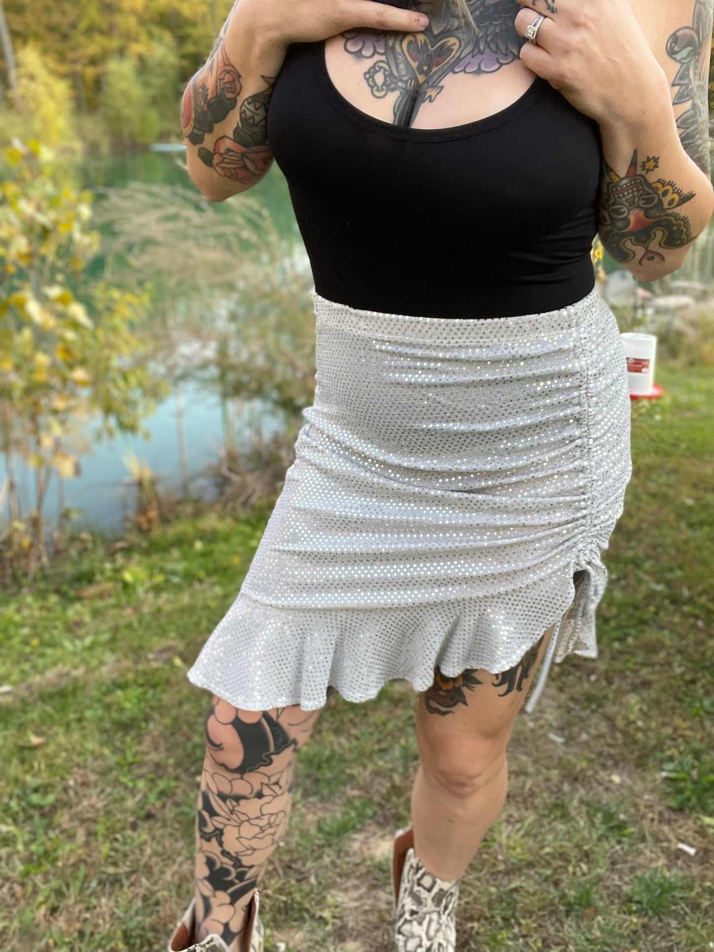 Party Seeker Curvy Sequin Mini Skirt (2 Color Options)