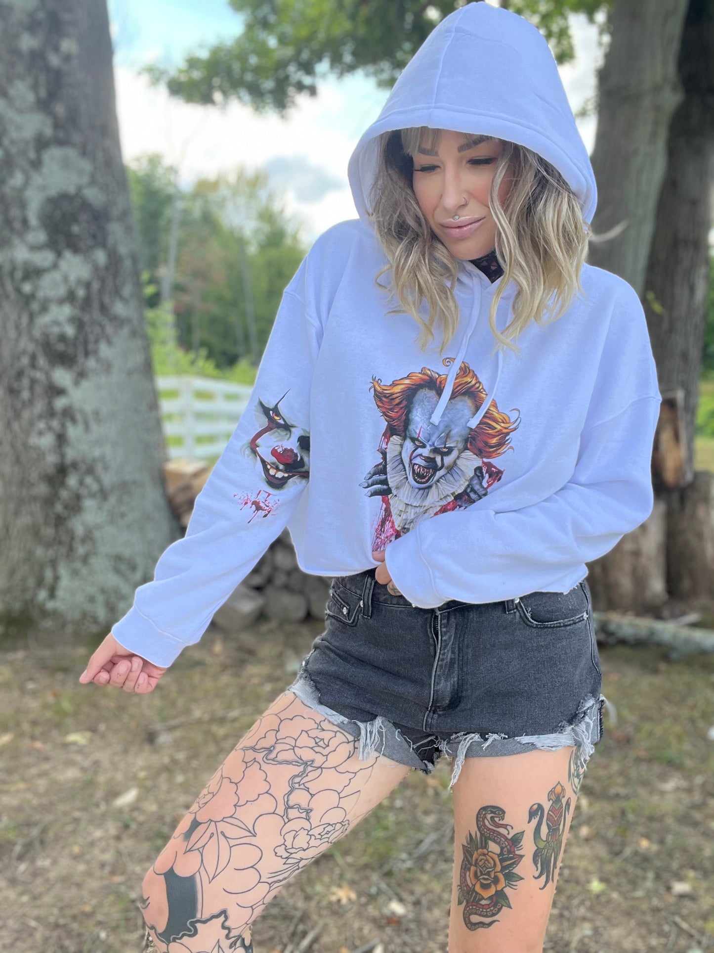 Pennywise Horror Cropped Hoodie